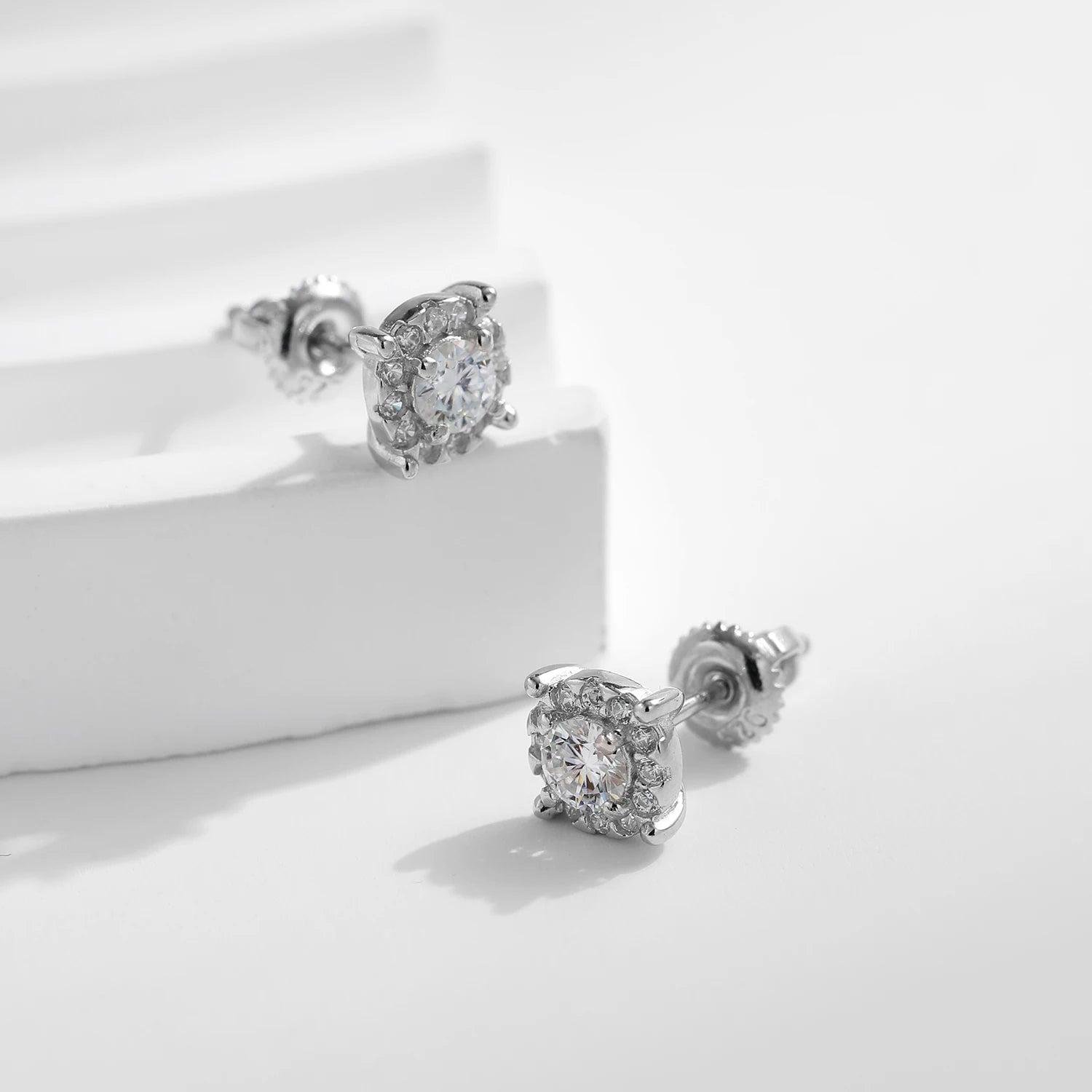D Color Moissanite Stud Earrings Round Cut 925 Sterling Silver Jewelry